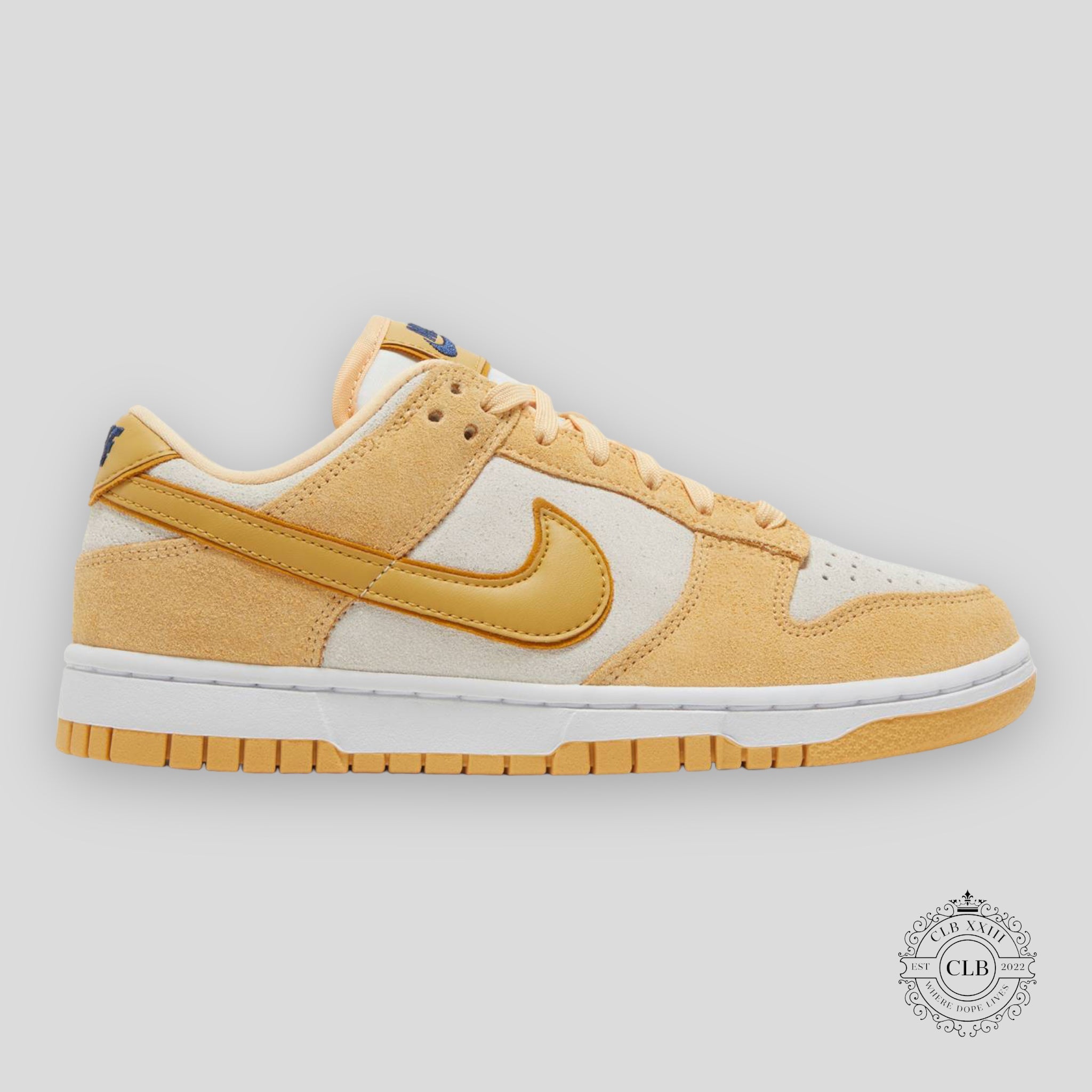 NIKE DUNK LOW LX (W) "GOLD SUEDE"