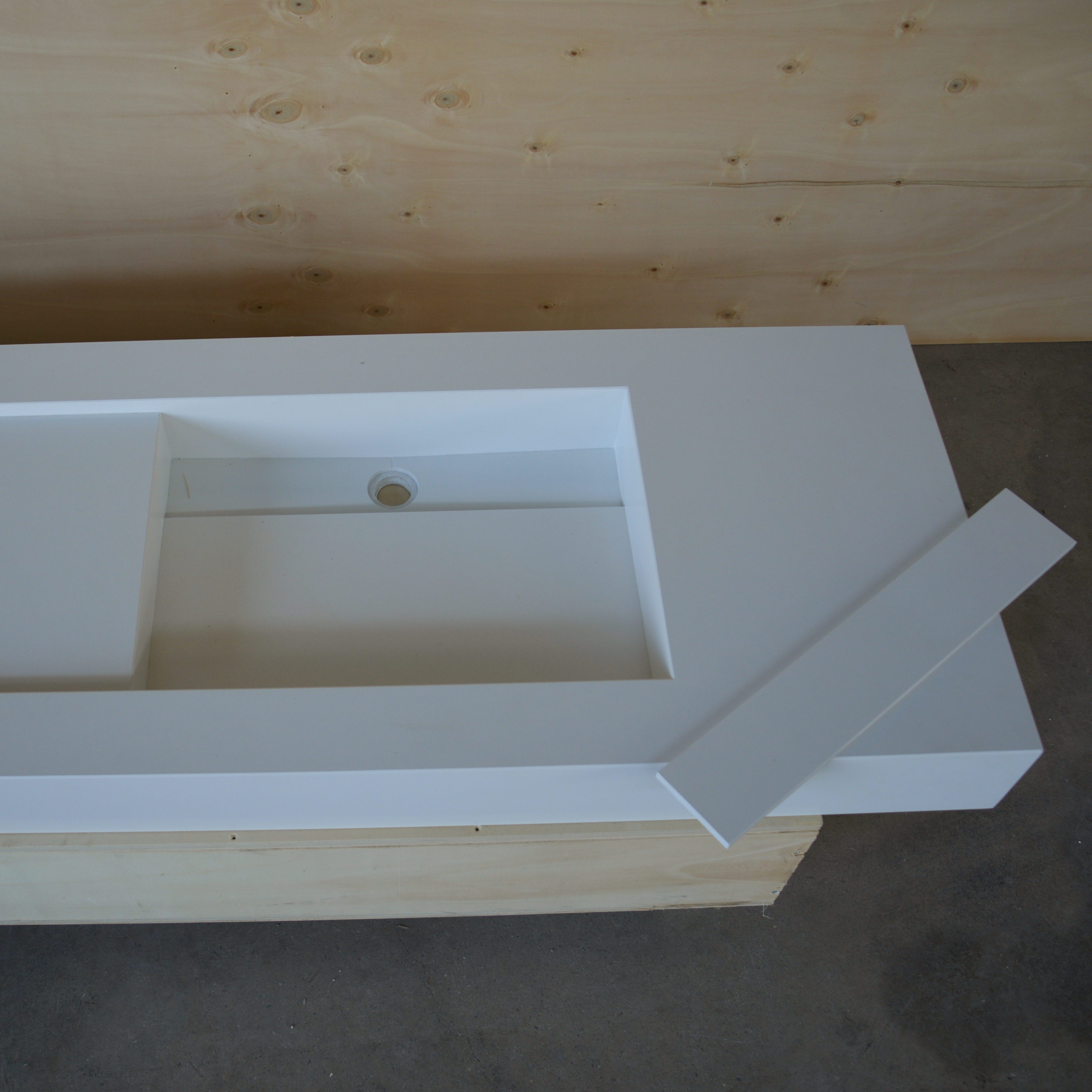 HANDCRAFTED CUSTOM WHITE QUARTZ DOUBLE SINK (QU-121)