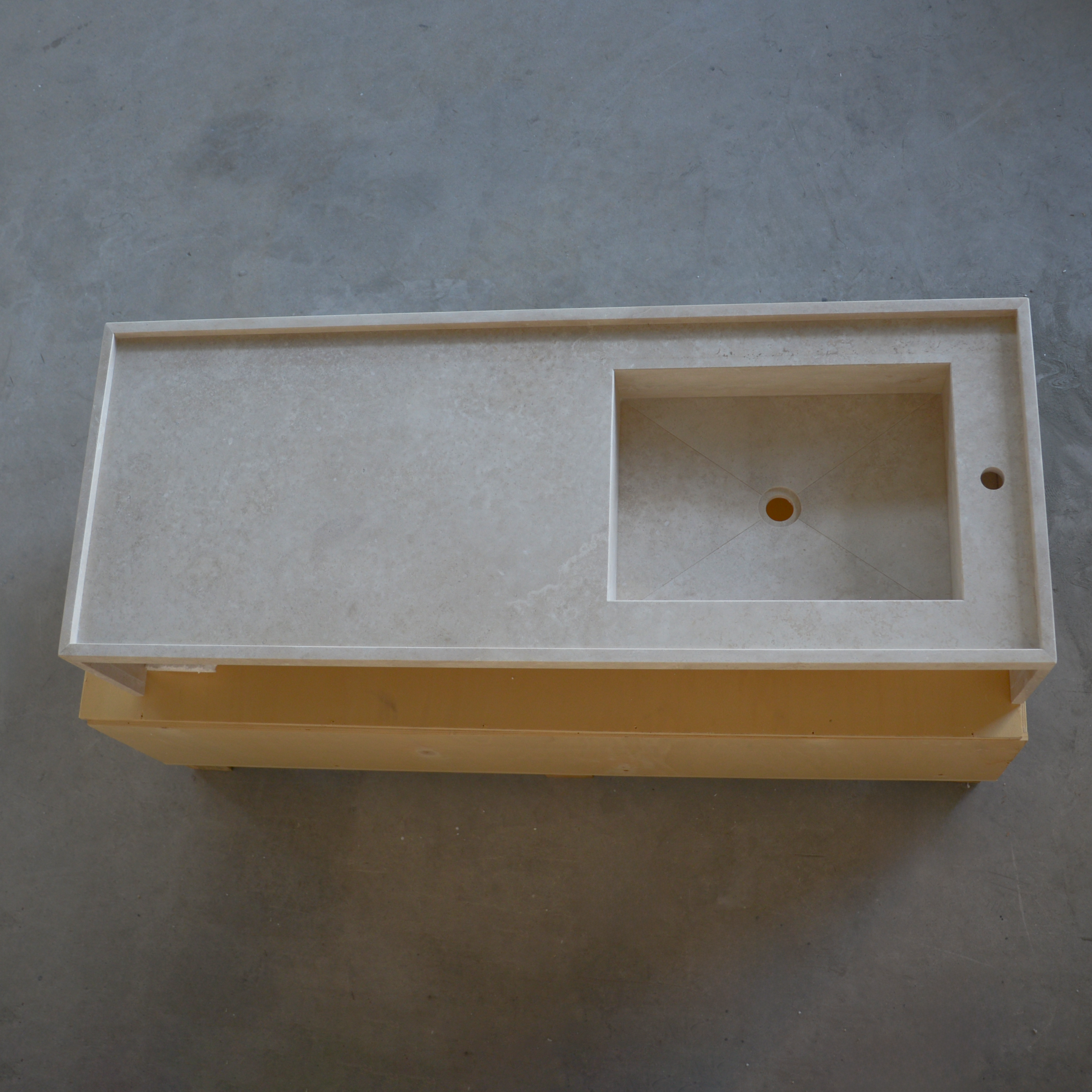 HANDCRAFTED CUSTOM TRAVERTINE SINK (TR-116)