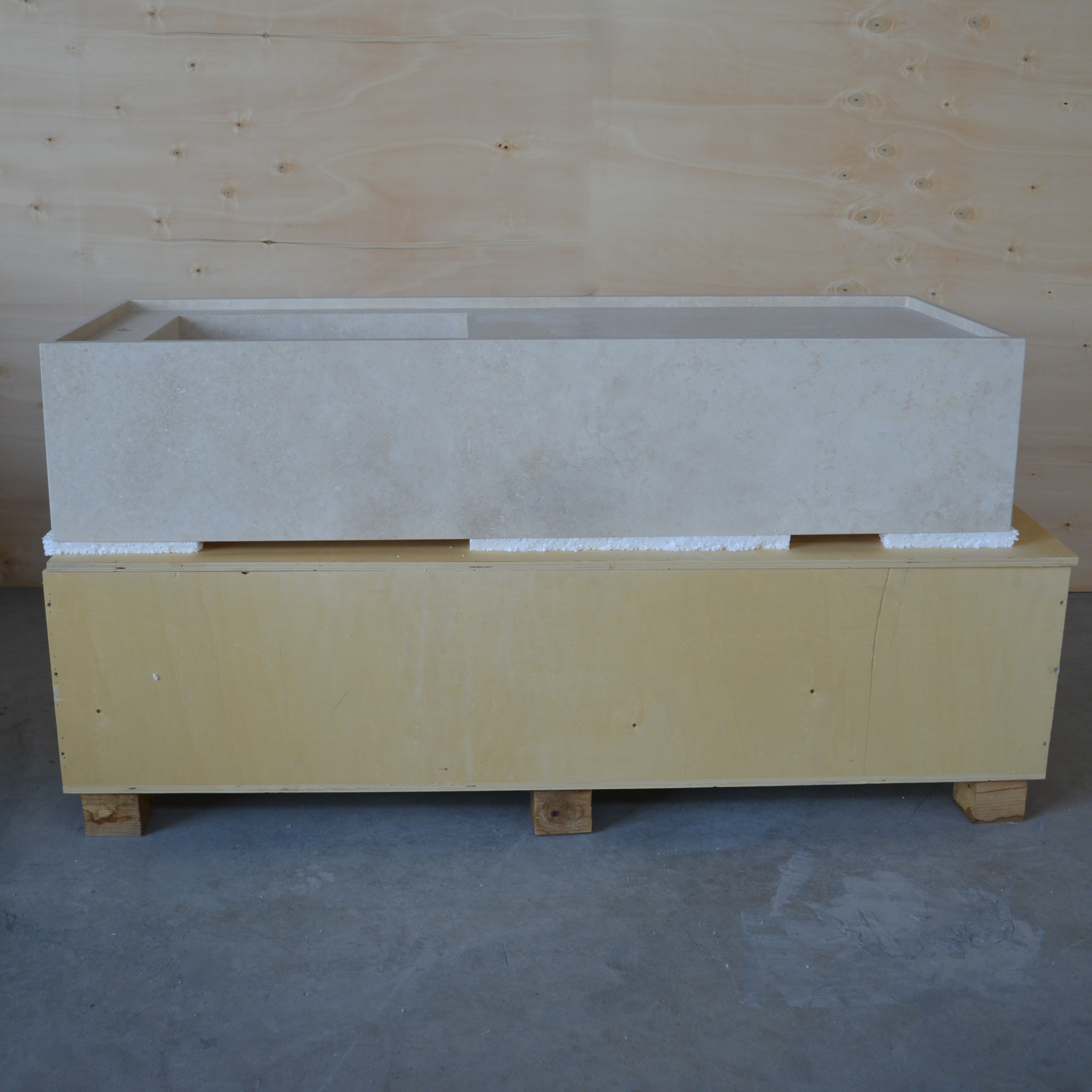 HANDCRAFTED CUSTOM TRAVERTINE SINK (TR-116)
