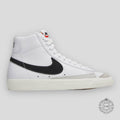 NIKE BLAZER MID '77 VINTAGE "WHITE & BLACK"