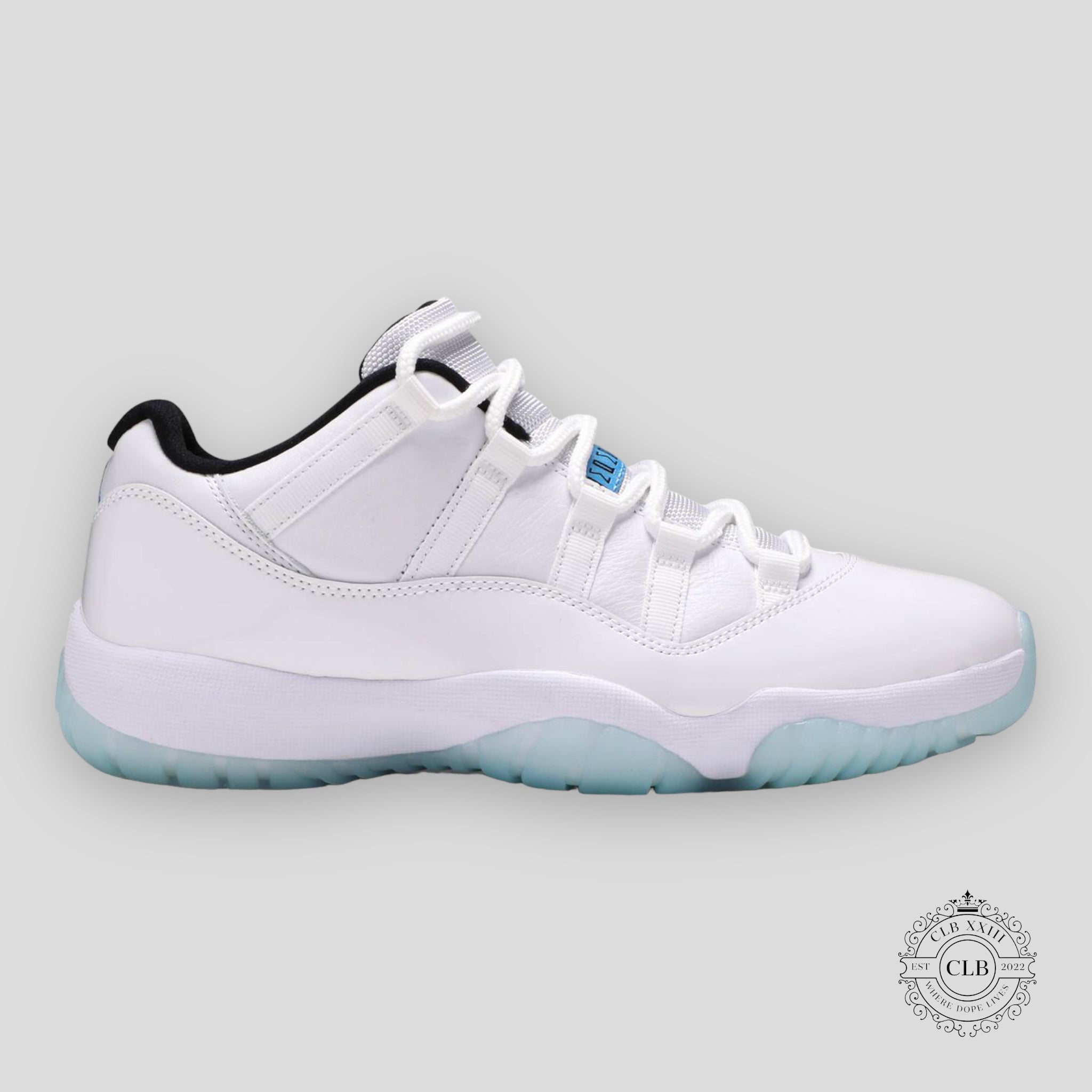 AIR JORDAN 11 RETRO LOW "LEGEND BLUE"