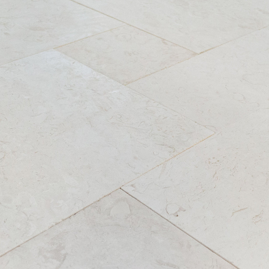 Shell Stone White Fossil Limestone Tumbled Pattern Set Tiles Floor and Wall Tile
